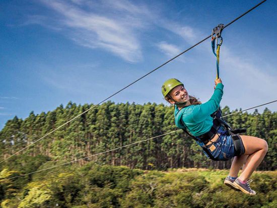 ハワイ島　ジップライン体験9本　19以上の滝の上を滑走し大自然を満喫！滝での水泳アドベンチャー付き ＜英語インストラクター＞ 