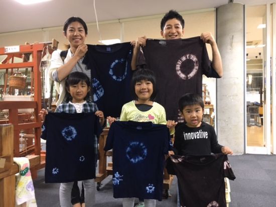 泥染・藍染体験 Tシャツまたはショールコース　1日3回催行　自分だけのオリジナルアイテムづくり ＜龍郷町＞ by 夢おりの郷