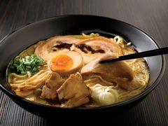 sanpou_tonkotsu_ramen_640