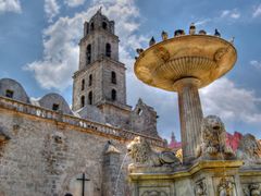 Cuba_Havana_shutterstock_404630938