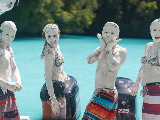 ミルキーウェイ＆ロングビーチ　パラオの名所を一日で制覇！ 2カ所のポイントでシュノーケル＜日本語／昼食付き／送迎付き＞by RITC