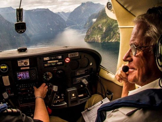 世界遺産フィヨルドランド国立公園　ミルフォード・サウンド遊覧飛行 クルーズや着陸プラン選択可能！＜クイーンズタウン発＞