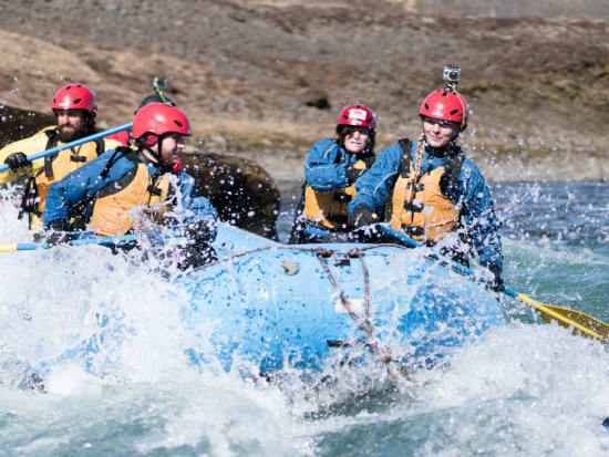 River-Rafting-Gullfoss-Canyon-Iceland-4-1200x800