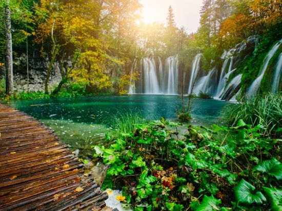 【空港送迎】ザグレブ空港 ⇔ プリトヴィッツェ湖群国立公園周辺 ＜貸切／英語ドライバー＞