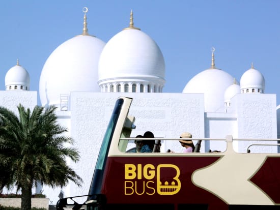 Bus at Grand Mosque landscape