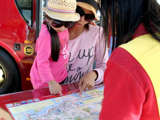 アブダビの観光スポットを効率良く巡る☆ビッグ・バスツアー(Big Bus Tours Abu Dhabi)＜24・48・72時間有効／アブダビ発＞