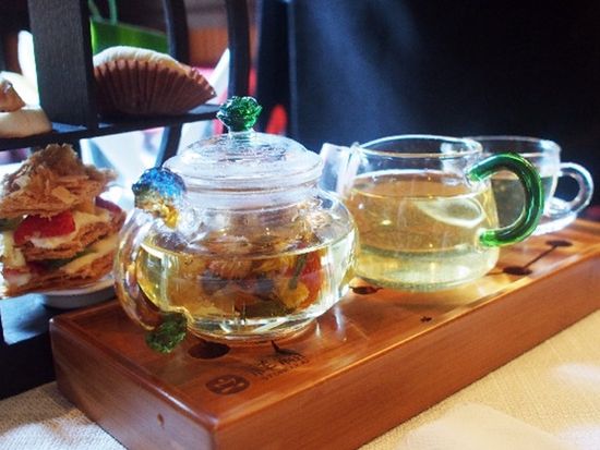 Tr00100420160914173449953