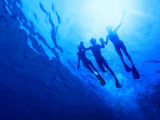 グロットシュノーケリング サイパンが誇る青の洞窟で幻想体験 ＜送迎あり＞ byマリアナス トレッキング