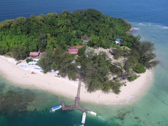 マムティック島　シュノーケリングツアー ＜日本語ガイド／コタキナバル発＞