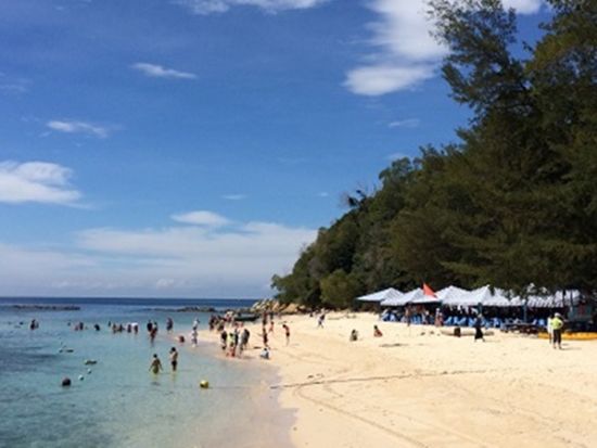 マムティック島　シュノーケリングツアー ＜日本語ガイド／コタキナバル発＞