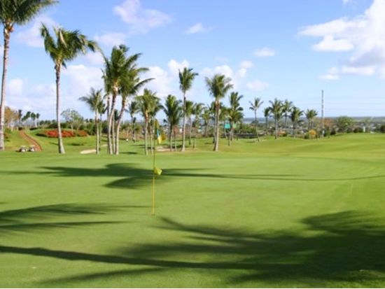 ワイケレ・カントリークラブ　ゴルフ場往復シャトルサービス ＜初級者向けコース＞