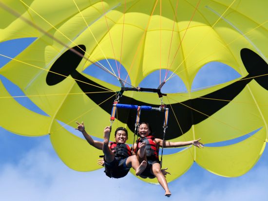 パラセイリング　高さ150m／90m＜ハワイカイ＞by シーブリーズ・ウォータースポーツ