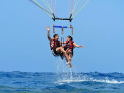 Hawaii_Oahu_H20 Sports_Tandem parasailing