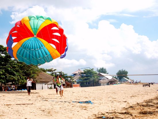 マリンスポーツ・単品メニュー　ウェイクボード、バナナボート、シュノーケリングなど
