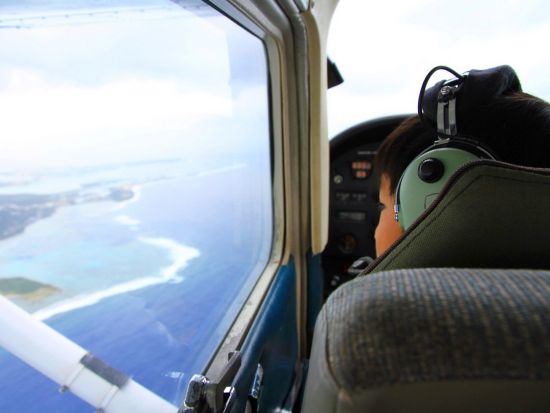 グアム島でセスナ（小型飛行機）体験操縦｜3歳から参加OK！キッズパイロットコース＜25分／貸切＞