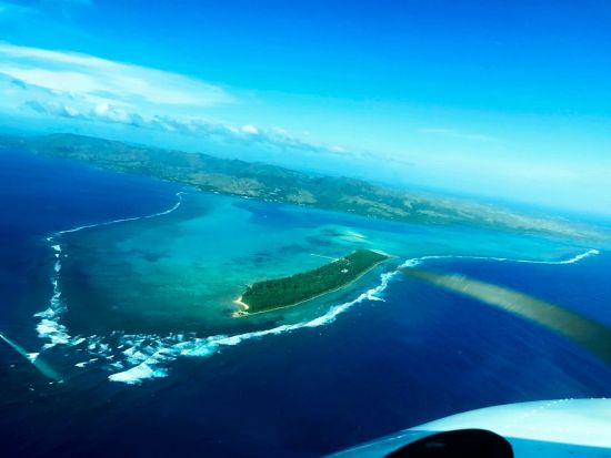 セスナ（小型飛行機）体験操縦 パイロット気分で絶景を上空から堪能！＜貸切／最長60分＞
