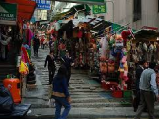 女子旅フォトジェニック香港ツアー　カラフルなオールドセントラル　壁画アート巡り ＜貸切／終日／日本語ガイド／空港送迎オプション有＞