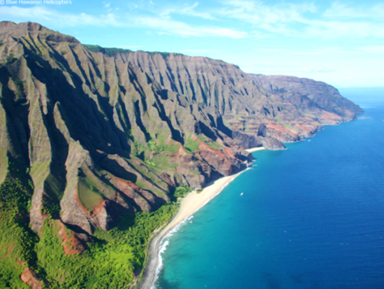 ヘリコプター遊覧飛行　ワイメア渓谷＆ナ・パリ・コースト＆ハナレイ湾 ＜英語ガイド／リフエ空港＞