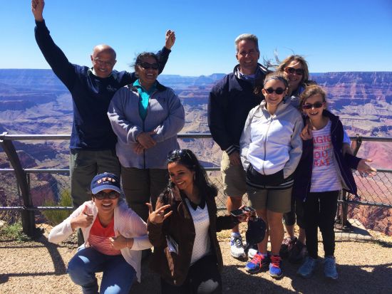 グランドキャニオン国立公園ツアー　サウスリム観光＜貸切プランあり／英語ガイド／フェニックス発＞