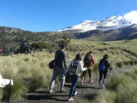 イスタシワトル山ハイキングツアー＜1日／英語ガイド／メキシコシティ発＞
