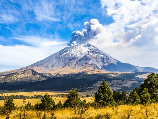 イスタシワトル山ハイキングツアー＜1日／英語ガイド／メキシコシティ発＞