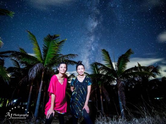 星空フォトツアー TV番組にも画像や映像を提供するプロのフォトグラファー「天の川次郎」が星空と一緒に記念撮影！クオリティーにこだわる方から高評価＜石垣島＞