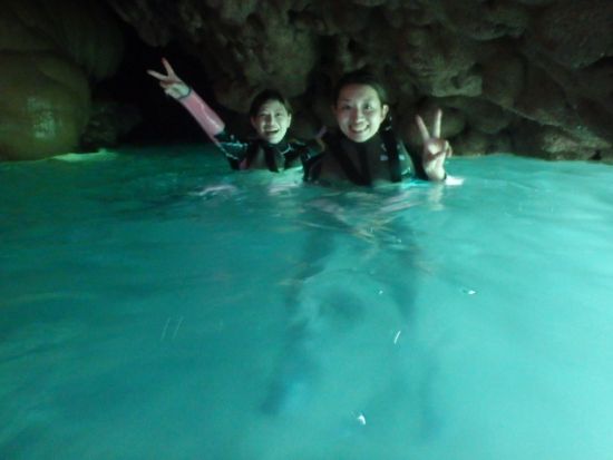 パンプキン鍾乳洞ツアー島随一のパワースポットを大冒険！自然の神秘を満喫するツアー＜写真付き／少人数制／宮古島＞