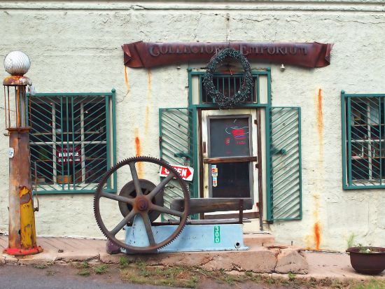 セドナ観光ツアー　モンテズマ・キャッスル国立公園＆ジェローム＜英語ガイド／フェニックス・スコッツデールまたはその周辺エリア発＞