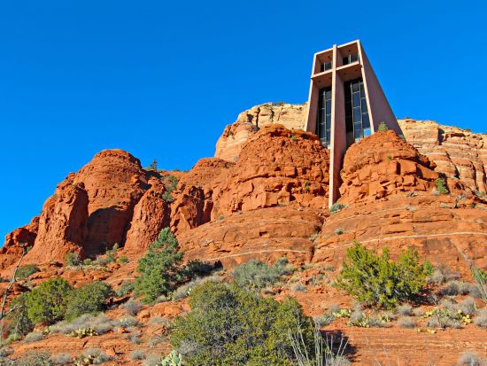 セドナ観光ツアー　モンテズマ・キャッスル国立公園＆ジェローム＜英語ガイド／フェニックス・スコッツデールまたはその周辺エリア発＞