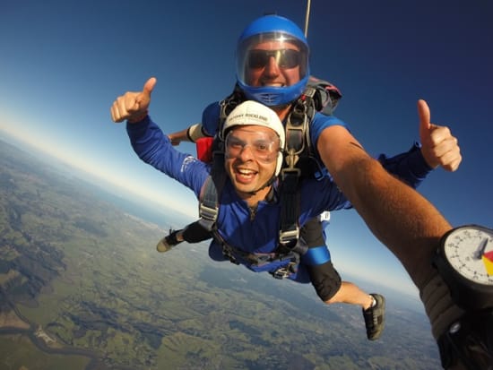 Auckland skydiving