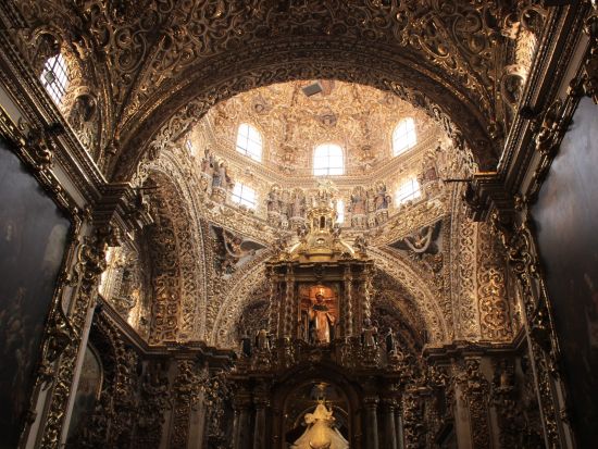 世界遺産プエブラとチョルーラ観光＜混載／英語ガイド／メキシコシティ発＞