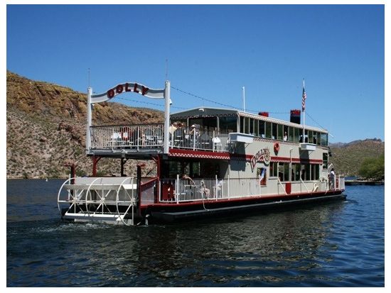 アパッチトレイル観光ツアー キャニオン・レイク蒸気船クルーズ乗船＆テーマパーク入場＜貸切プランあり／英語ガイド／フェニックスまたはその周辺エリア発＞ 