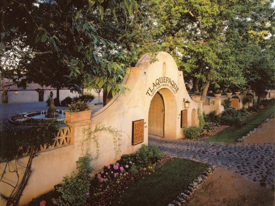 セドナ観光ツアー ネイティブアメリカンの遺跡散策＜貸切プランあり／英語ガイド／フェニックスまたはその周辺エリア発＞