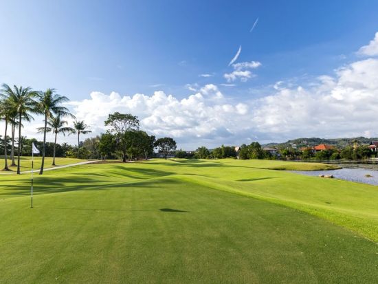 【ゴルフ予約】ラグーナプーケット・ゴルフクラブ (Laguna Phuket Golf Club) ☆高級リゾートで優雅にプレイ！＜送迎選択可＞ 