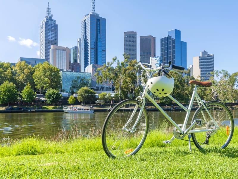 Australia_Melbourne_bike_shutterstock_387378460