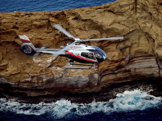 ヘリコプター遊覧飛行　ハナとワイルア渓谷の上空を巡る！ハナの熱帯雨林上陸付き＜75分／英語ガイド＞byマーベリック