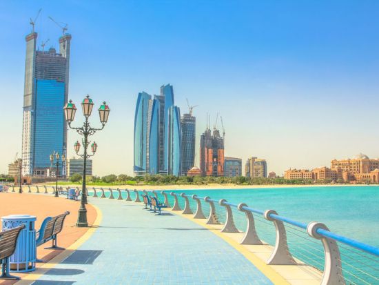 【貸切】ドバイ発アブダビ観光プライベートツアー！グランド・モスク入場＋自由に選べる観光地＜貸切／1台料金／日本語ガイド／終日／ドバイ発＞