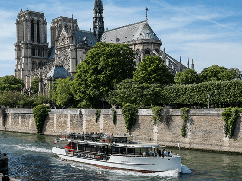 France, Paris, Seine River Cruise