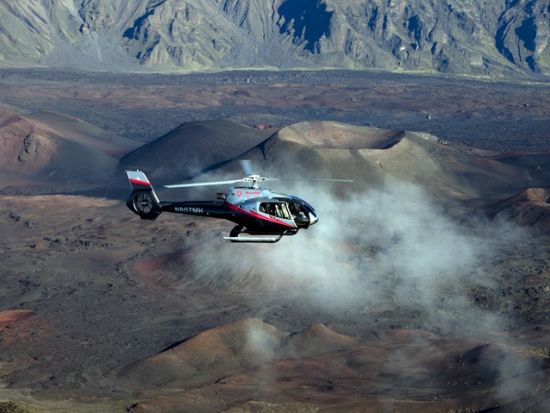 ヘリコプター遊覧飛行 マウイ島とモロカイ島のふたつの島を巡る＜55分／英語ガイド＞byマーベリック