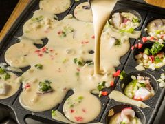 Japan_Takoyaki_shutterstock_544628950