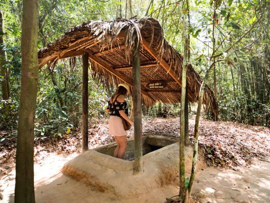 メコン川クルーズ＋クチトンネル観光ツアー　＜貸切／現地ガイド(日本語可)／選べる解散場所／象耳魚の昼食＞