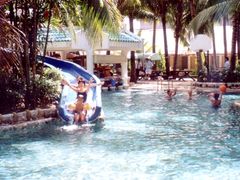 600swimmingpool