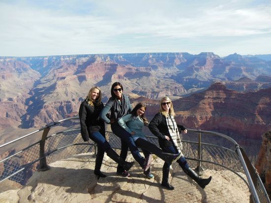 GC_South_Rim___fun_at_the_overlook_lg