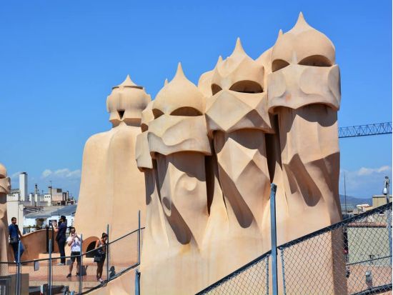 世界遺産カサ・ミラ（La Pedrera）日時指定入場チケット事前予約 ＜日本語オーディオガイド付き＞*当日予約OK