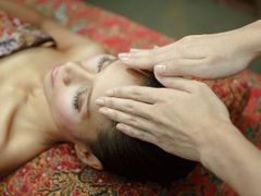 fah lanna head massage