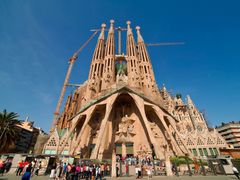 gaudi-emotions-van-1