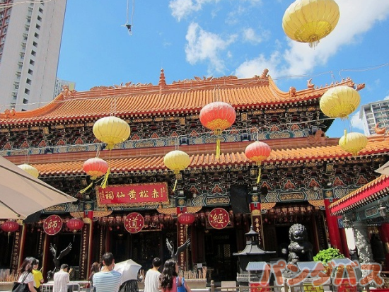 九龍開運めぐり 黄大仙（ウォンタイシン）おみくじ＆翡翠(ヒスイ）市場散策＜午後／日本語ガイド＞