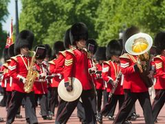Guard Mounting Ceremony, buckingham palace