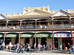 Cappuccino-Strip-Fremantle-900x500