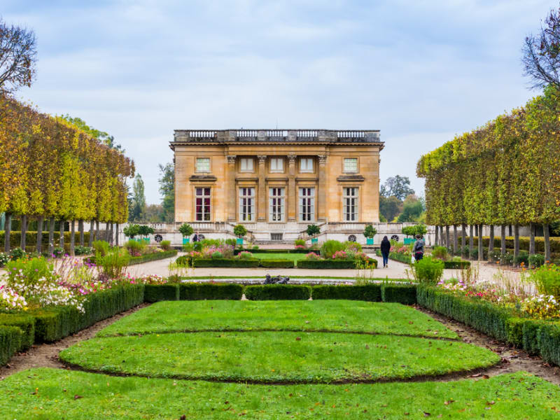 Palace of Versailles Guided Tour from Paris